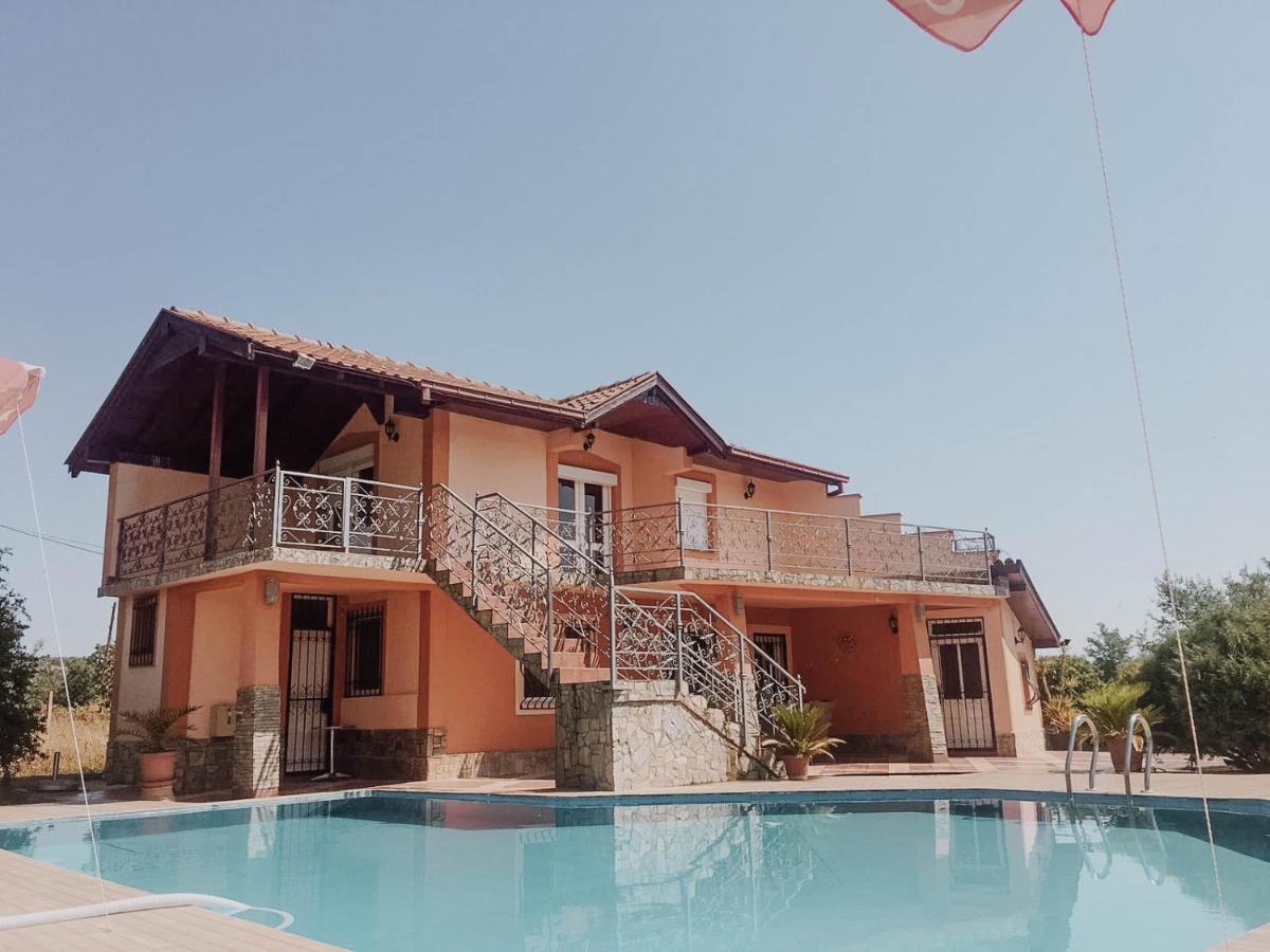 Villa Katerina & Pool غيفيغليا المظهر الخارجي الصورة